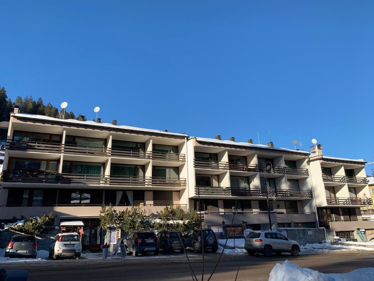 Bilocale Slalom Apartment Madonna di Campiglio Luaran gambar