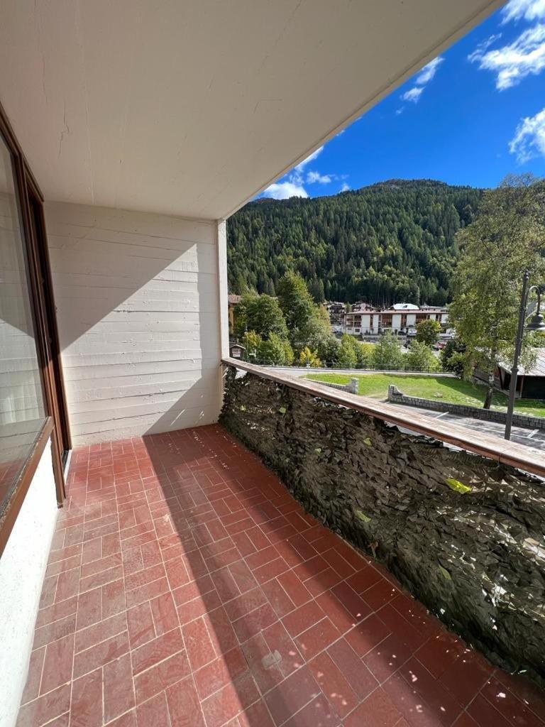 Bilocale Slalom Apartment Madonna di Campiglio Luaran gambar